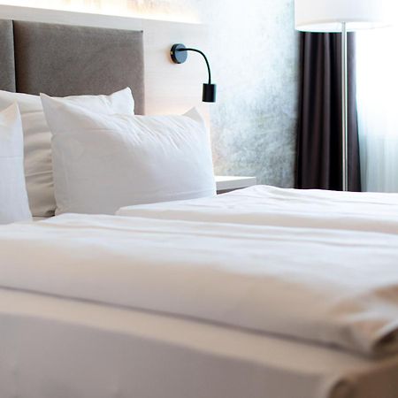 Taste Smart Hotel แลมแพร์ตไฮม์ ภายนอก รูปภาพ